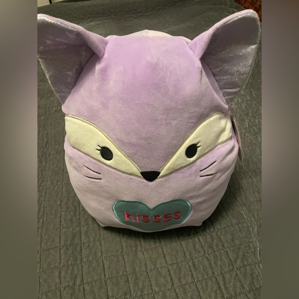 Squishmallow Lemora the Fox
